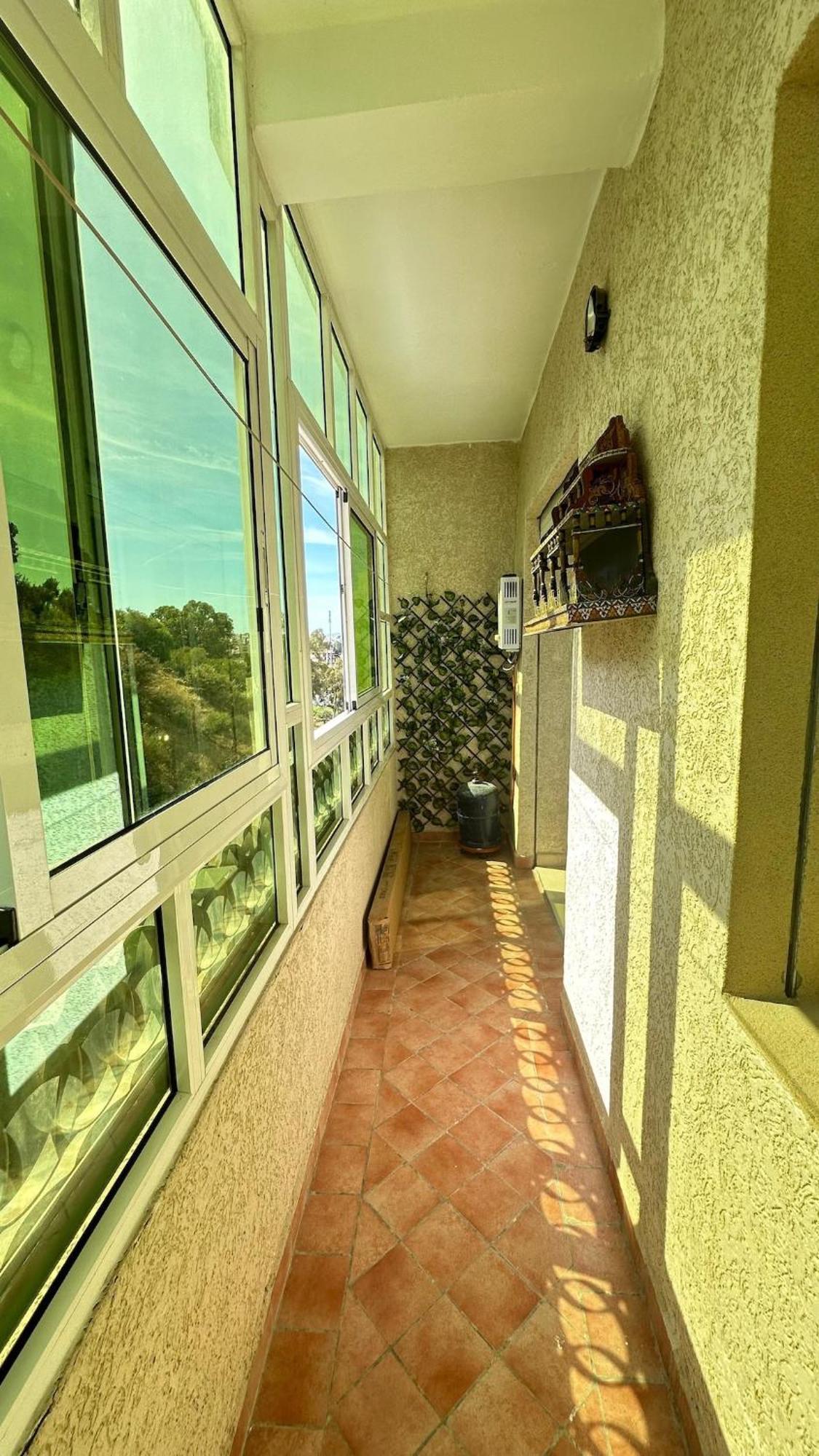 Perfectly Located 2 Bedroom *